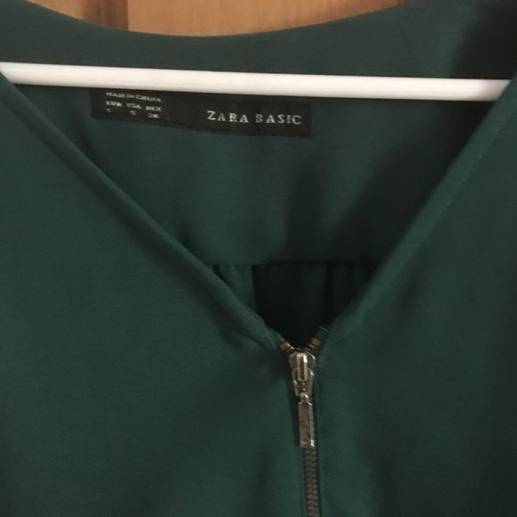 Basic Zara Green Dress - Picture 2 of 2